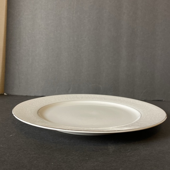 Crown Victoria “Lovelace” China Plate - Picture 2 of 7